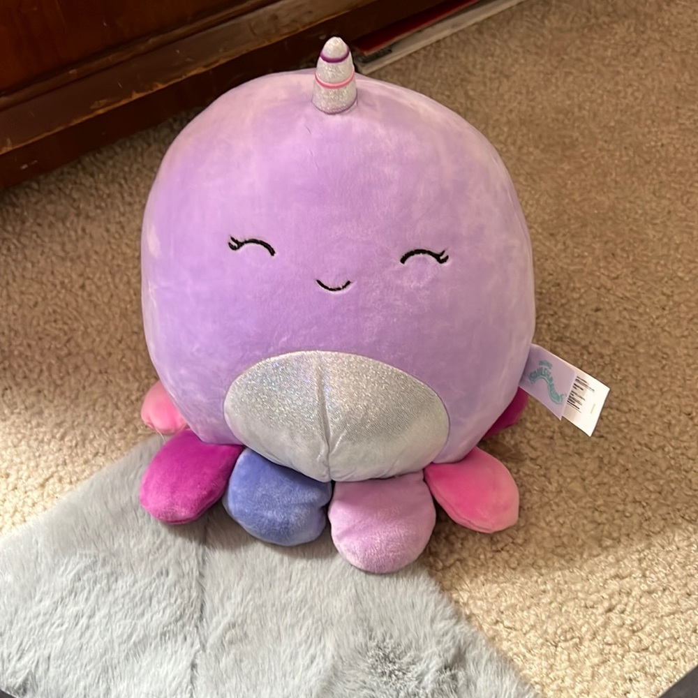 SQUISHMALLOW . Octopus squish mallow